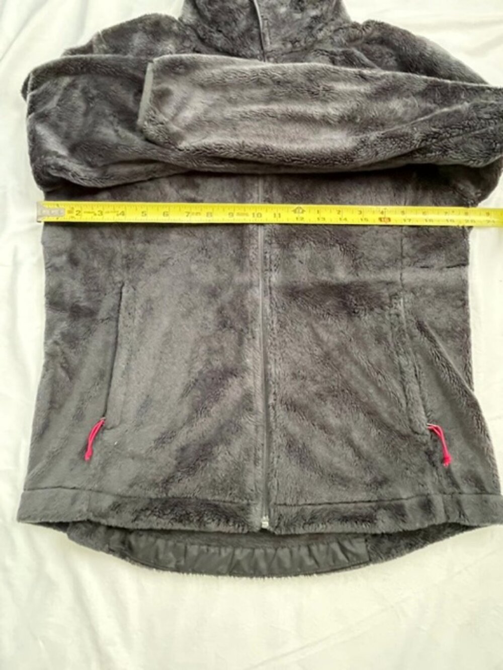 The North Face Women's Osito Zipper Fleece Jacket, Black, Size M - Picture 4 of 6